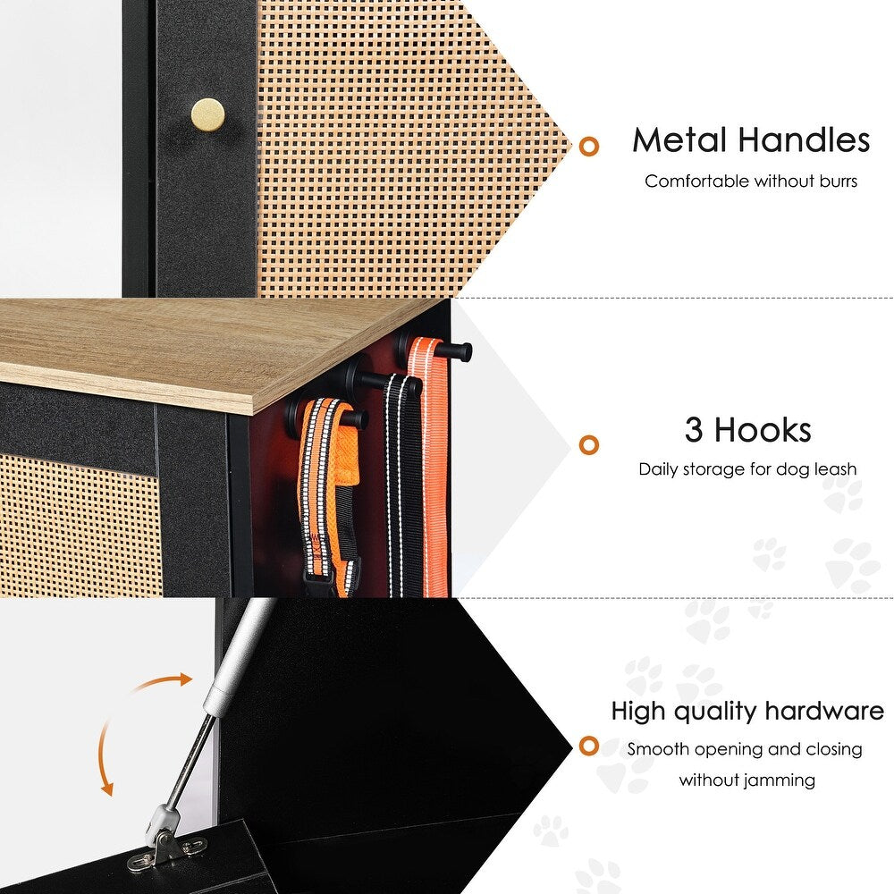 Feeding Station With 2 Lockers