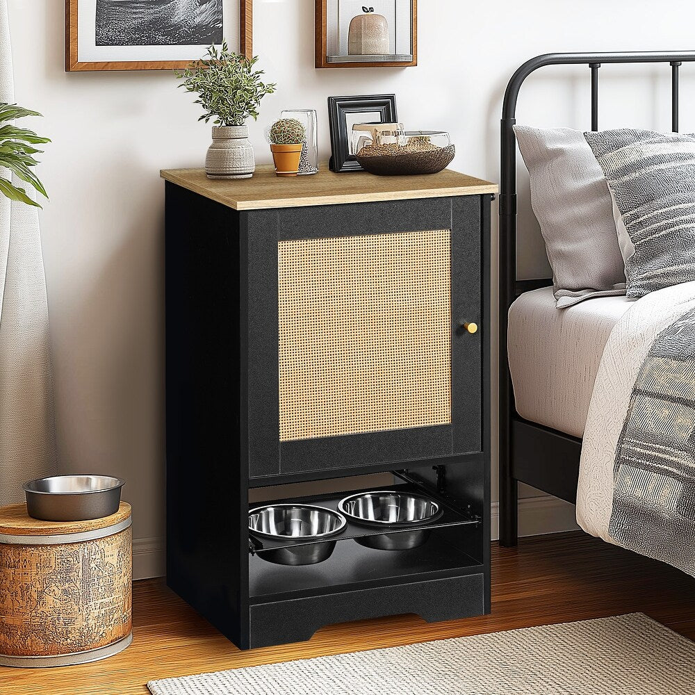 Feeding Station With 1 Lockers