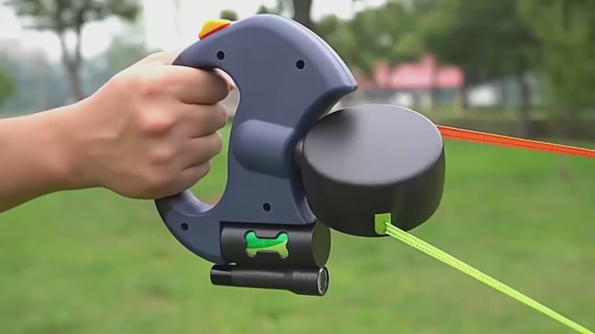 3M Retractable Dual Dog Leash with LED Light & 360° No-Tangle Design